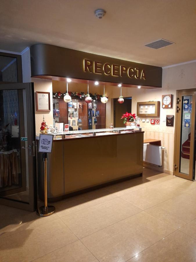Hotel Koch Kętrzyn Buitenkant foto