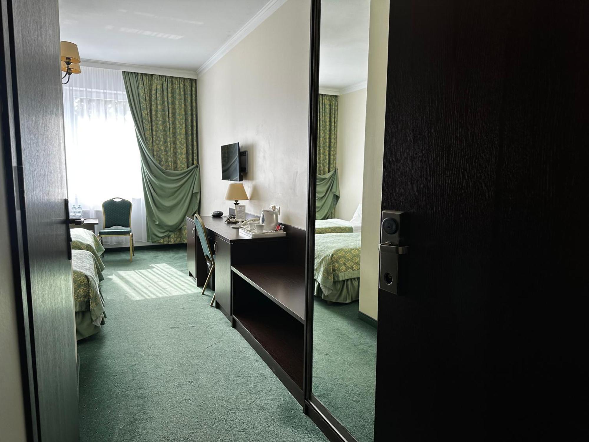 Hotel Koch Kętrzyn Buitenkant foto